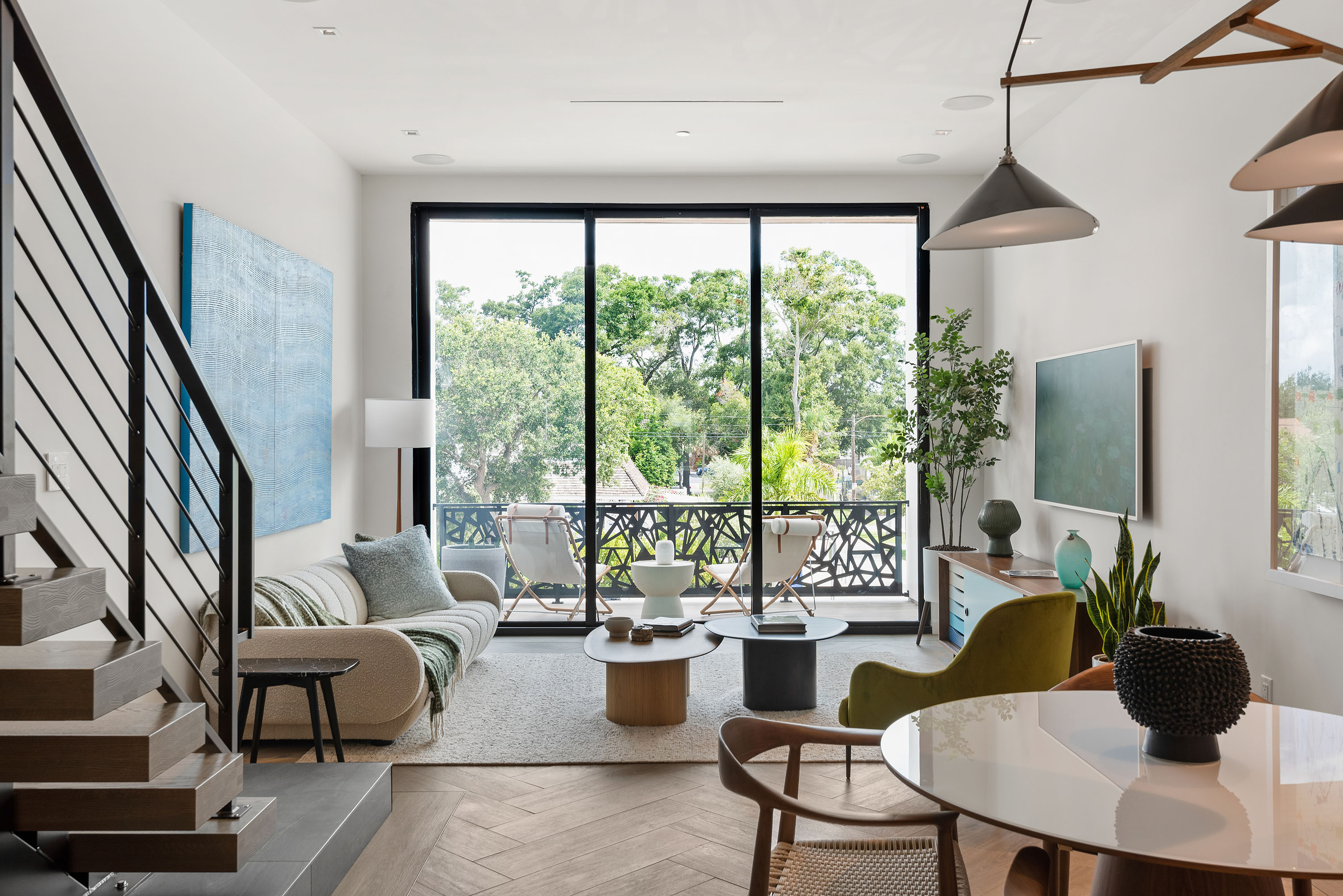 Smart Modern Living